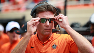 Mike Gundy Tries To Blackmail Reporters For Doing Their Jobs